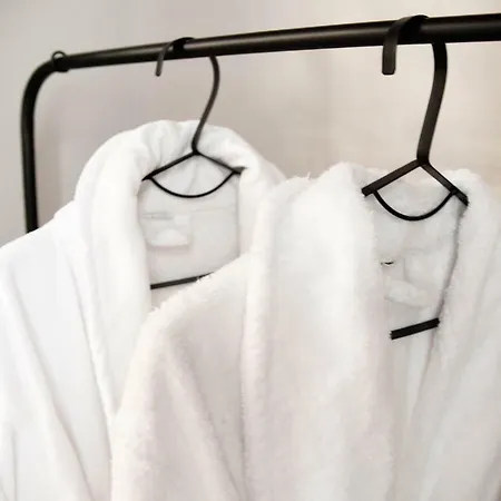 Ilsanleonardo Couette-café 4*