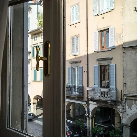 Ilsanleonardo Couette-café Bergame